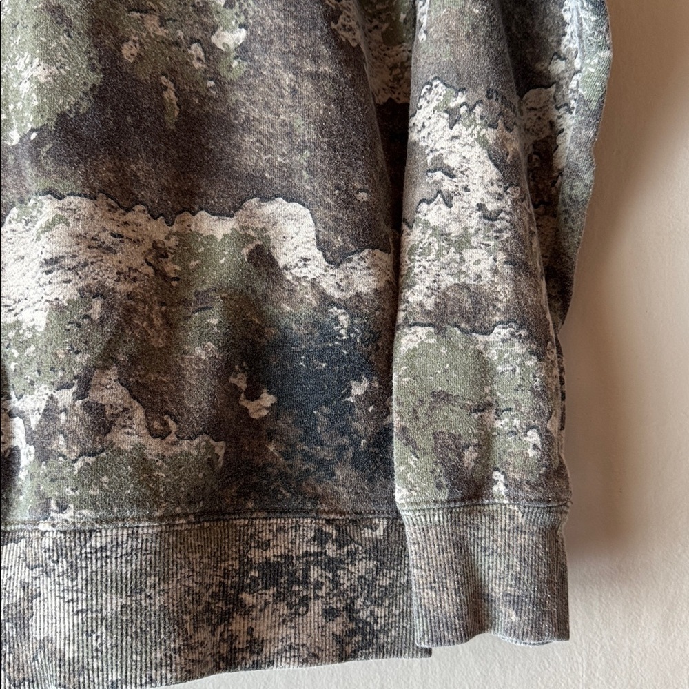Cabela’s Camo Embroidered Logo Hoodie - Picture 9 of 12